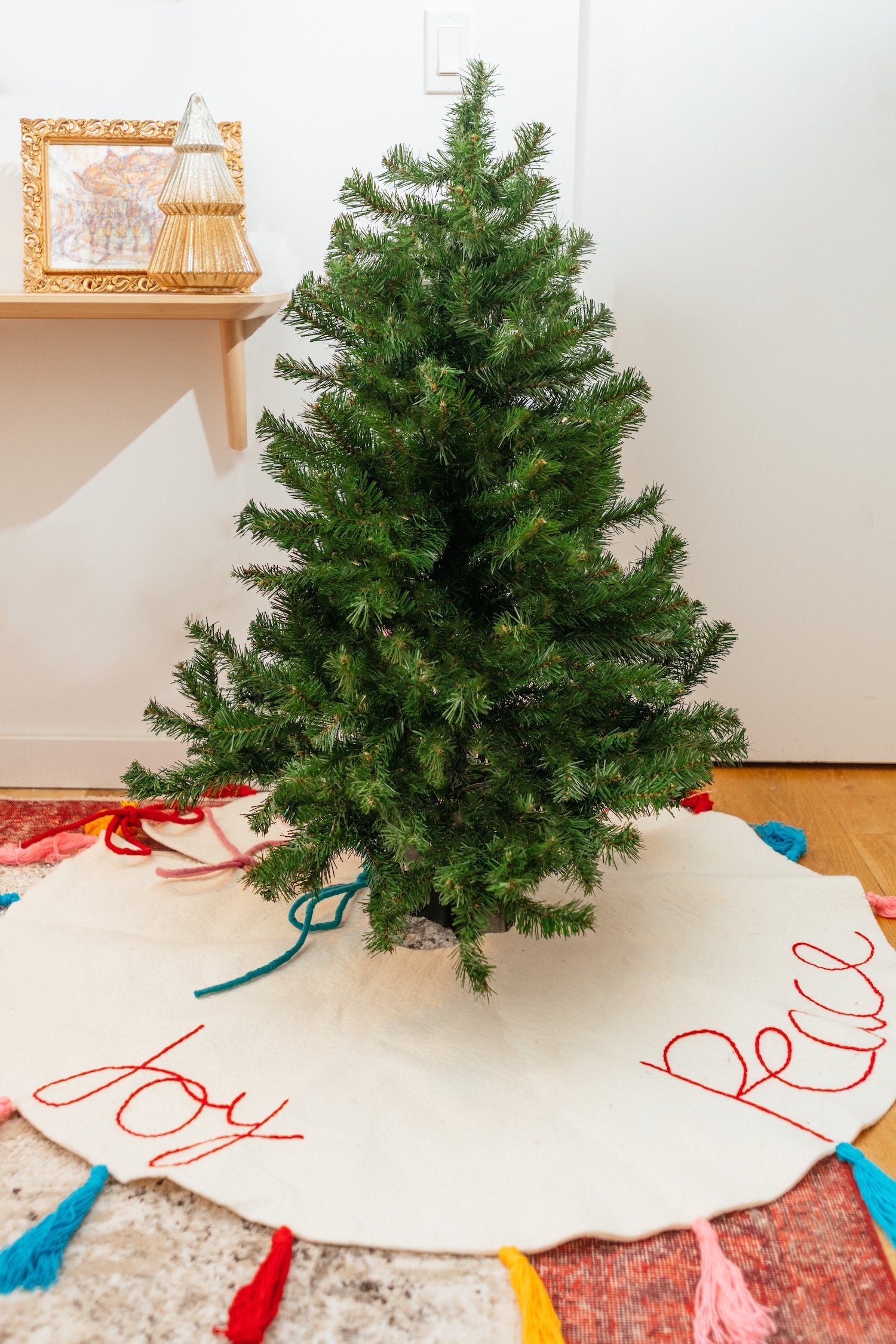Felt Love Tree Skirt