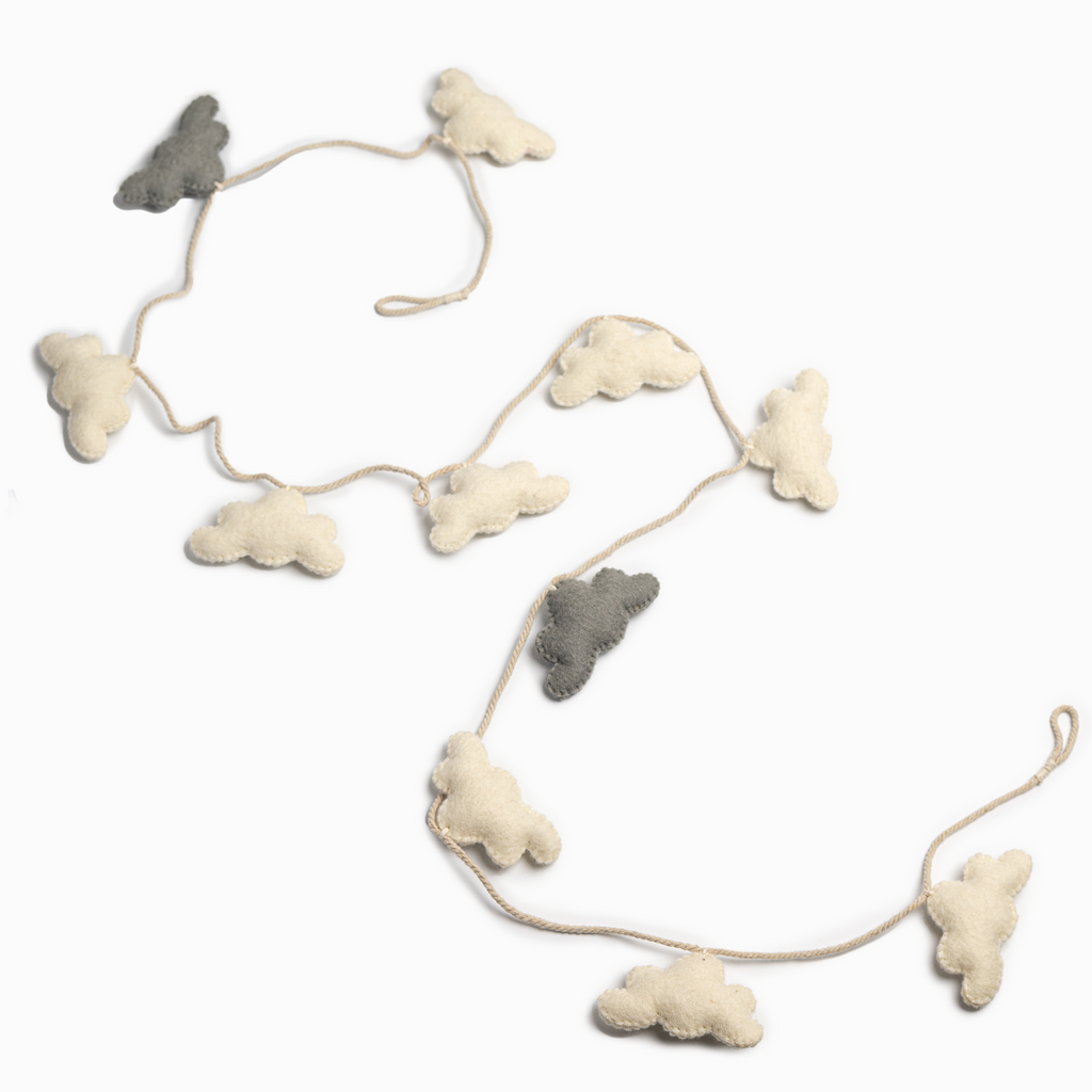 Felt Cloud Garland Grey