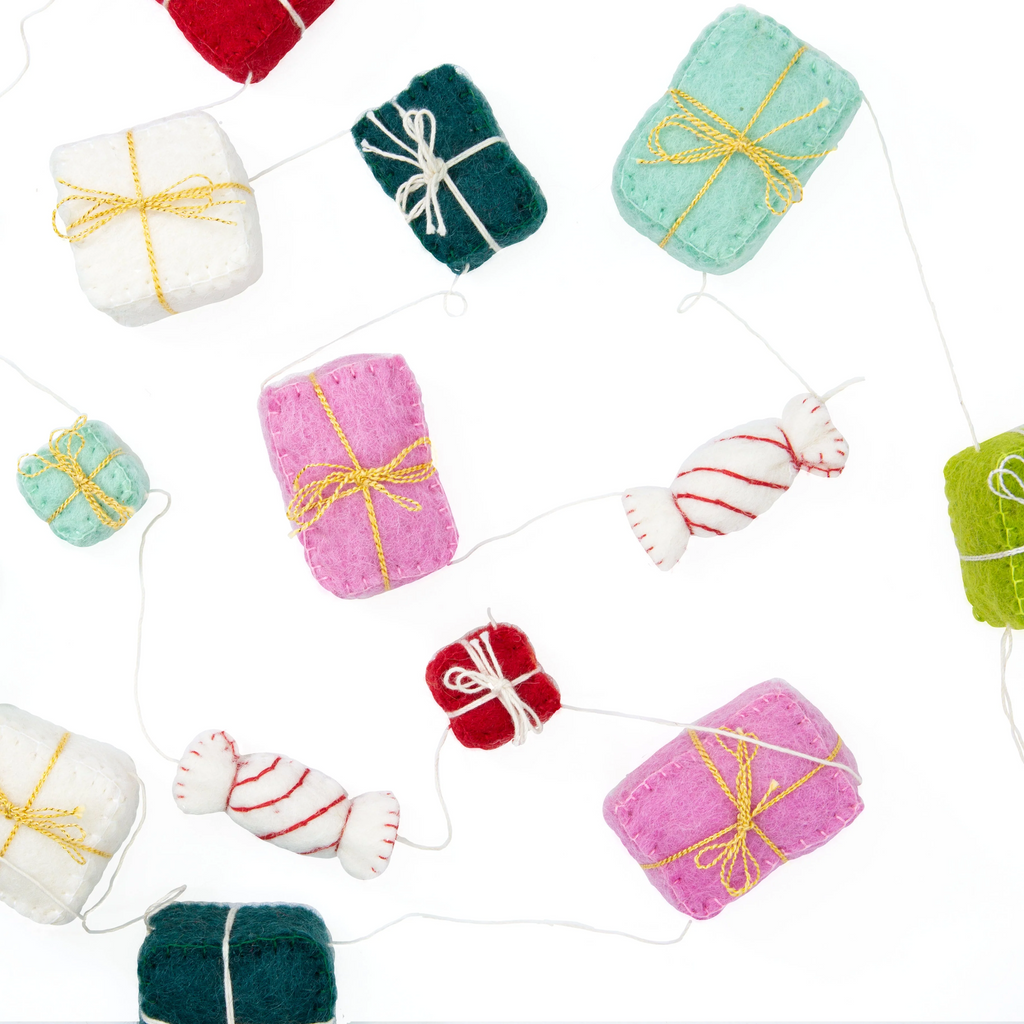 Felt Package Presents Garland